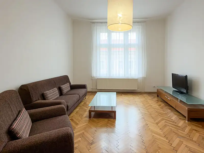 Pronájem bytu 2+1 85 m², Praha – náhled fotky 3