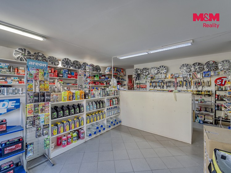Prodej komerčního prostoru, 98 m² (2 z 20)