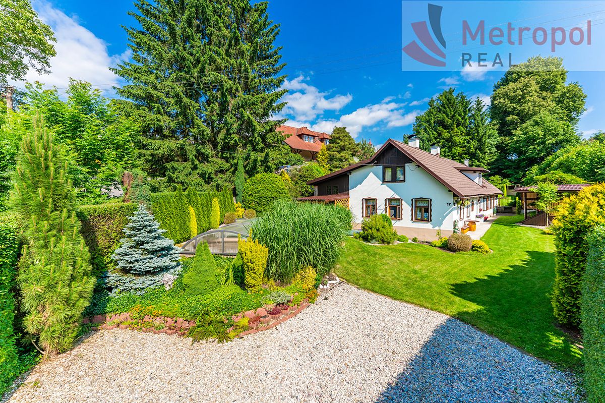 Prodej chalupy 230 m², pozemek 1289 m² – fotografie 2