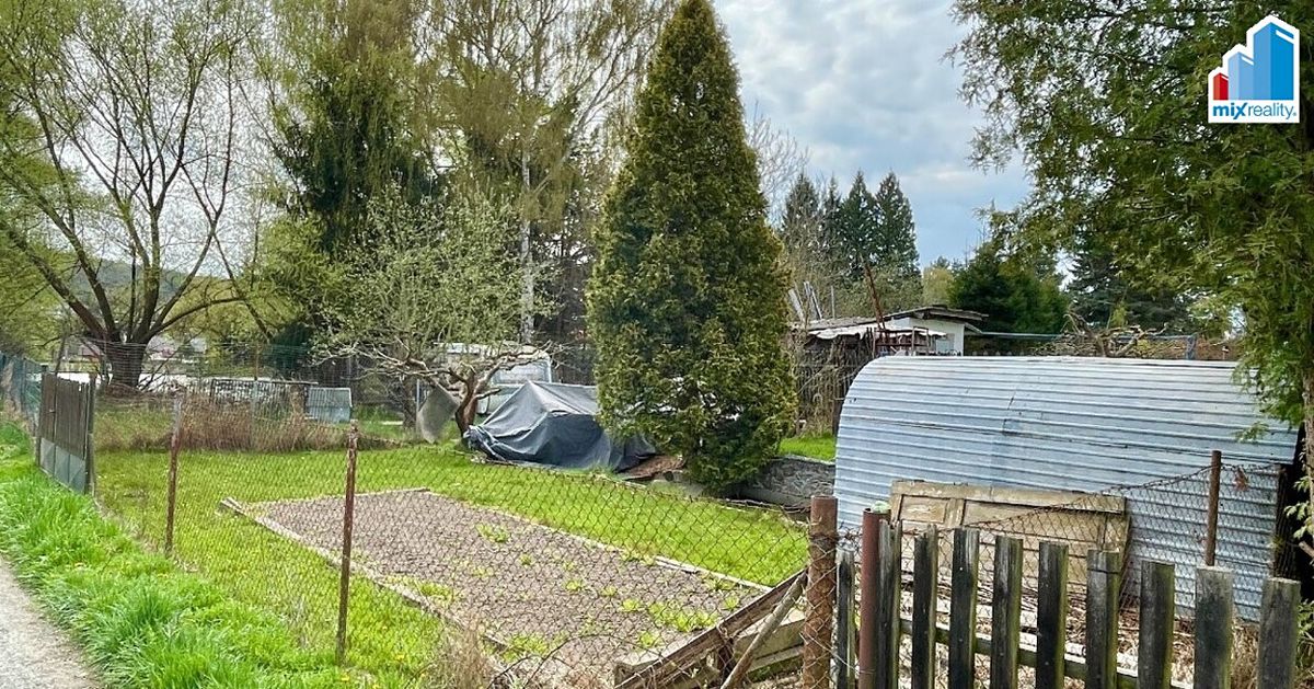 Pronájem zahrady 189 m² – fotografie 3
