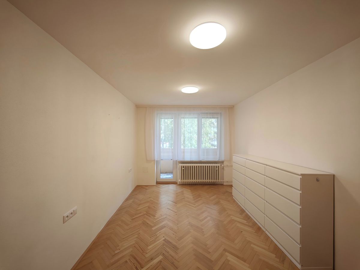 Pronájem bytu 2+1 53 m² – fotografie 4