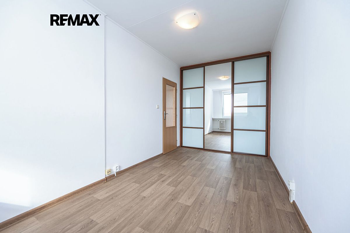 Pronájem bytu 2+kk 49 m² – fotografie 3