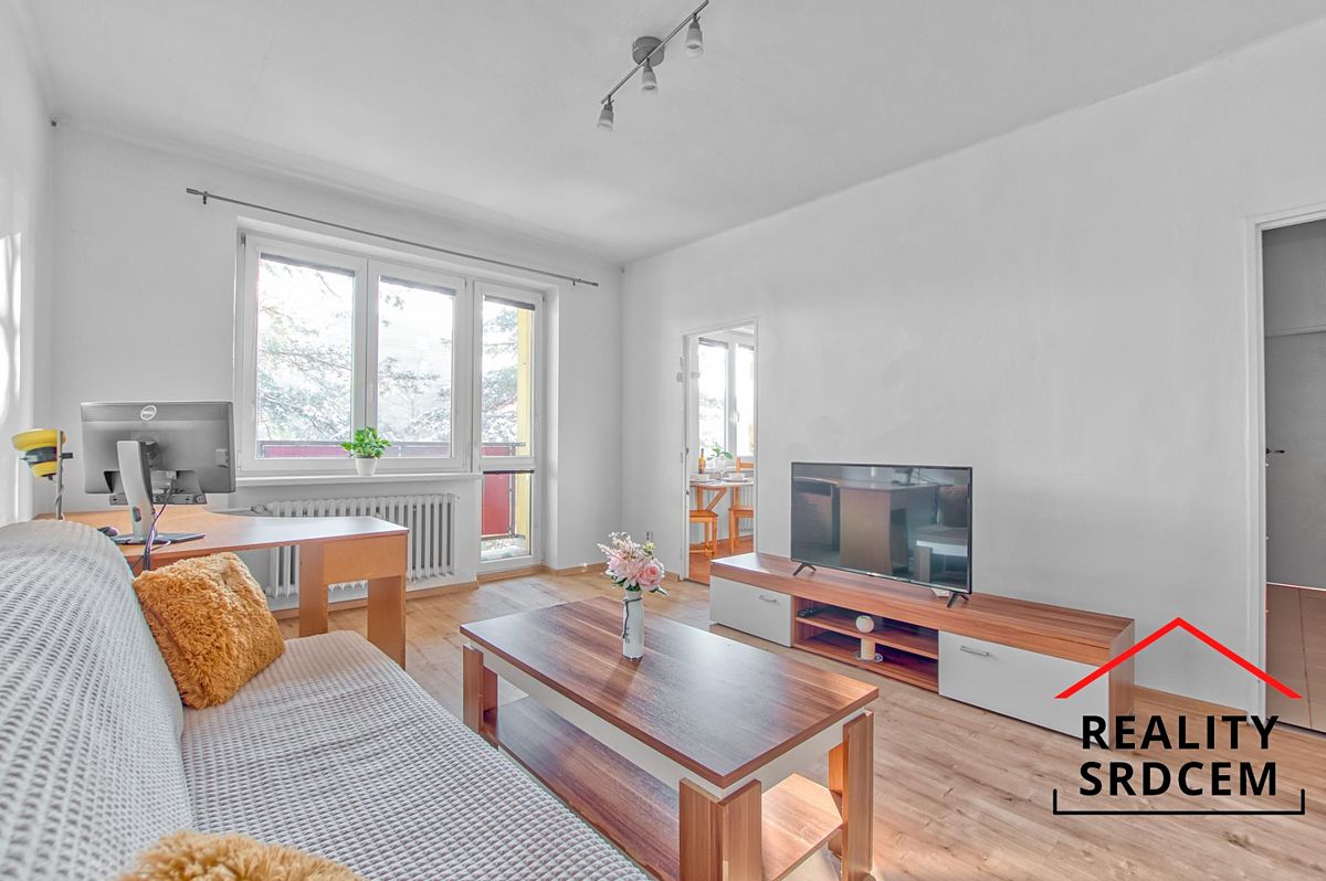 Pronájem bytu 2+1 52 m² – fotografie 2