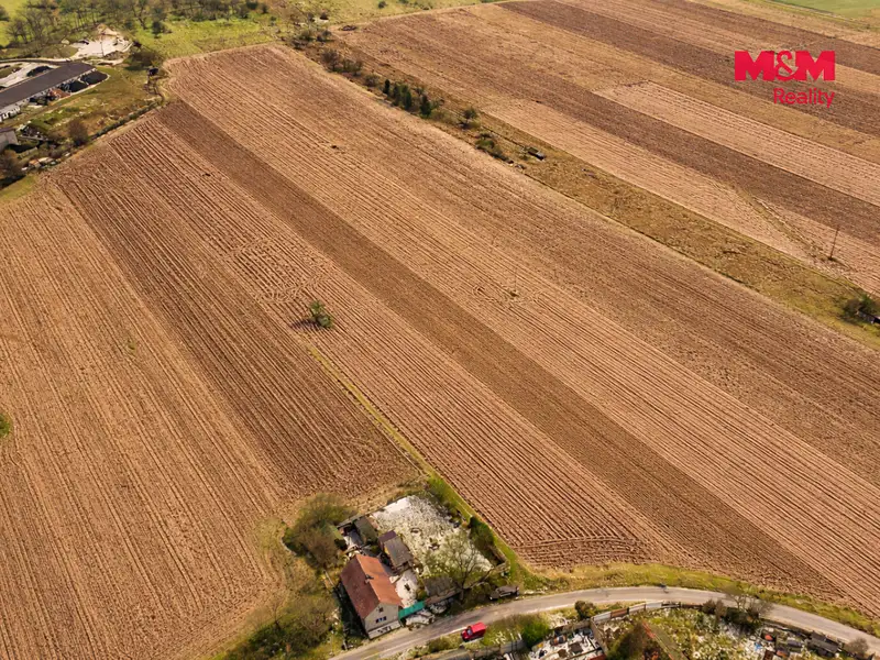 Prodej stavebního pozemku 4072 m², Chodouny – náhled fotky 2