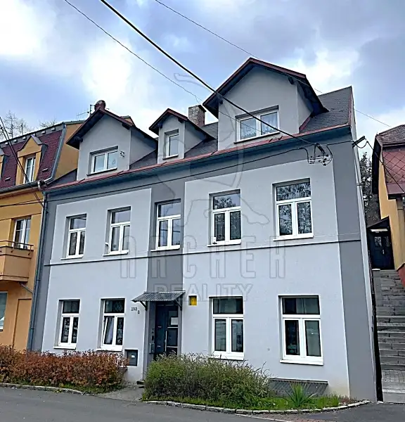 Prodej bytu 4+1 90 m², Dalovice – náhled fotky 3