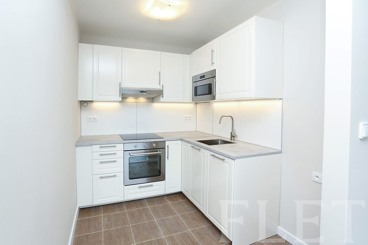Pronájem bytu 2+kk 45 m² – fotografie 4