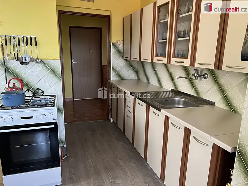 Prodej rodinného domu 220 m², pozemek 709 m², Valašské Meziříčí – náhled fotky 3