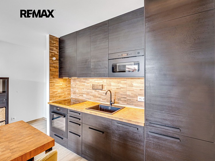 Квартира 3+kk на продаж, 74 м² (13 з 38)