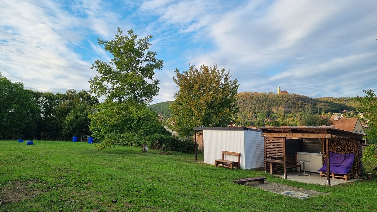 Prodej stavebního pozemku 3197 m²