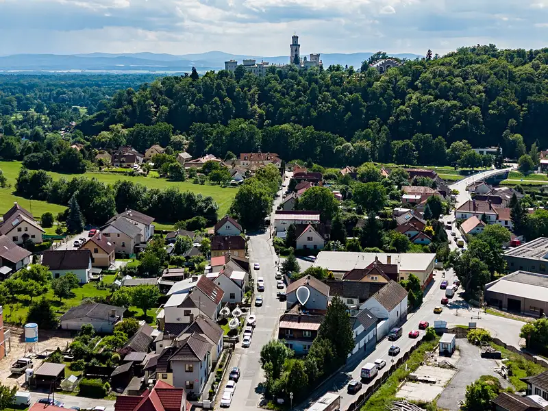 Prodej rodinného domu 233 m², pozemek 495 m², Hluboká nad Vltavou – náhled fotky 3