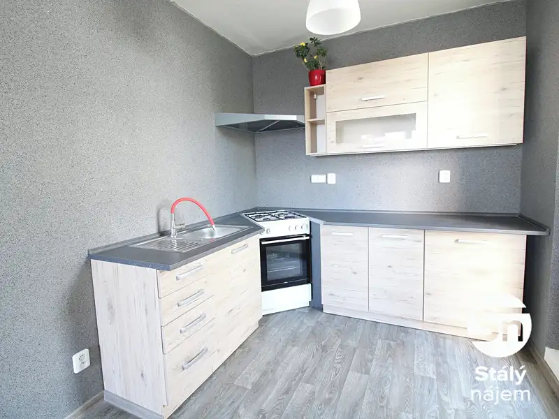 Pronájem bytu 2+kk 40 m², Kladno – náhled fotky 2
