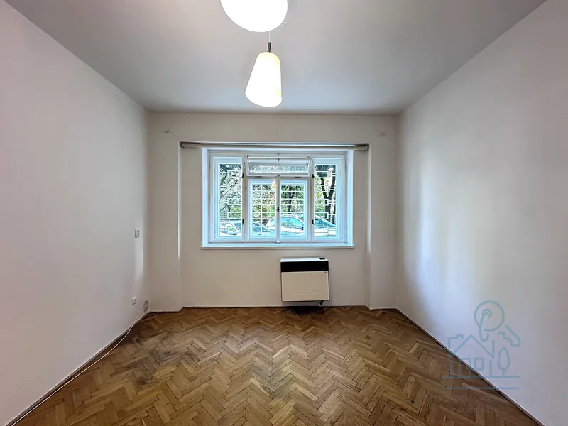Pronájem bytu 2+1 54 m² Adamovská, Praha - Michle – foto 2