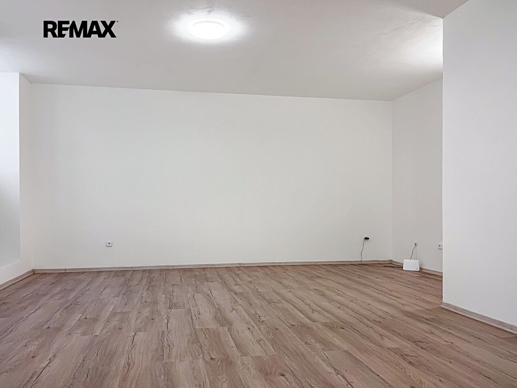 Wohnung 1+kk zum Kauf, 37 m² (4 von 13)