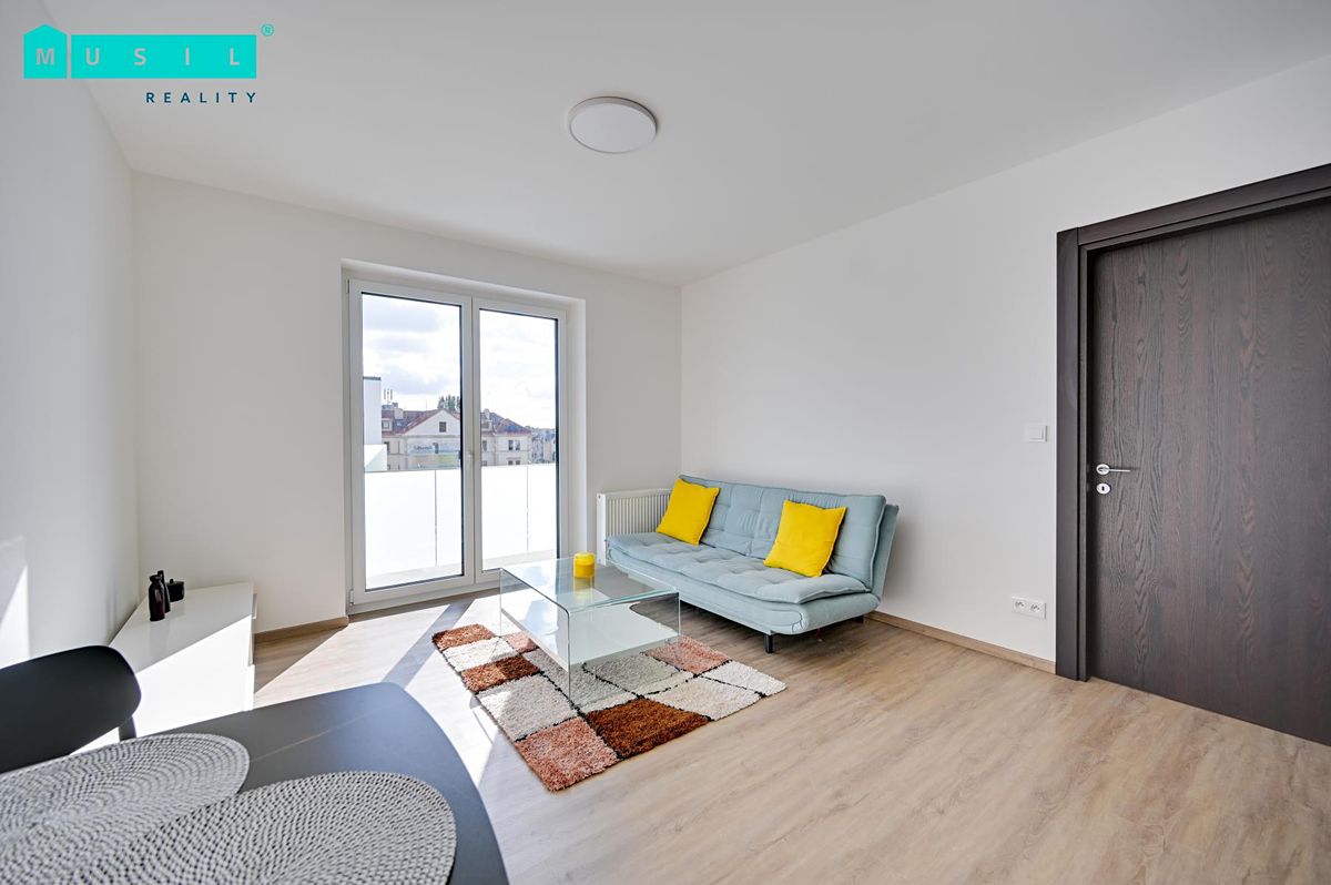 Pronájem bytu 2+kk 56 m² – fotografie 5