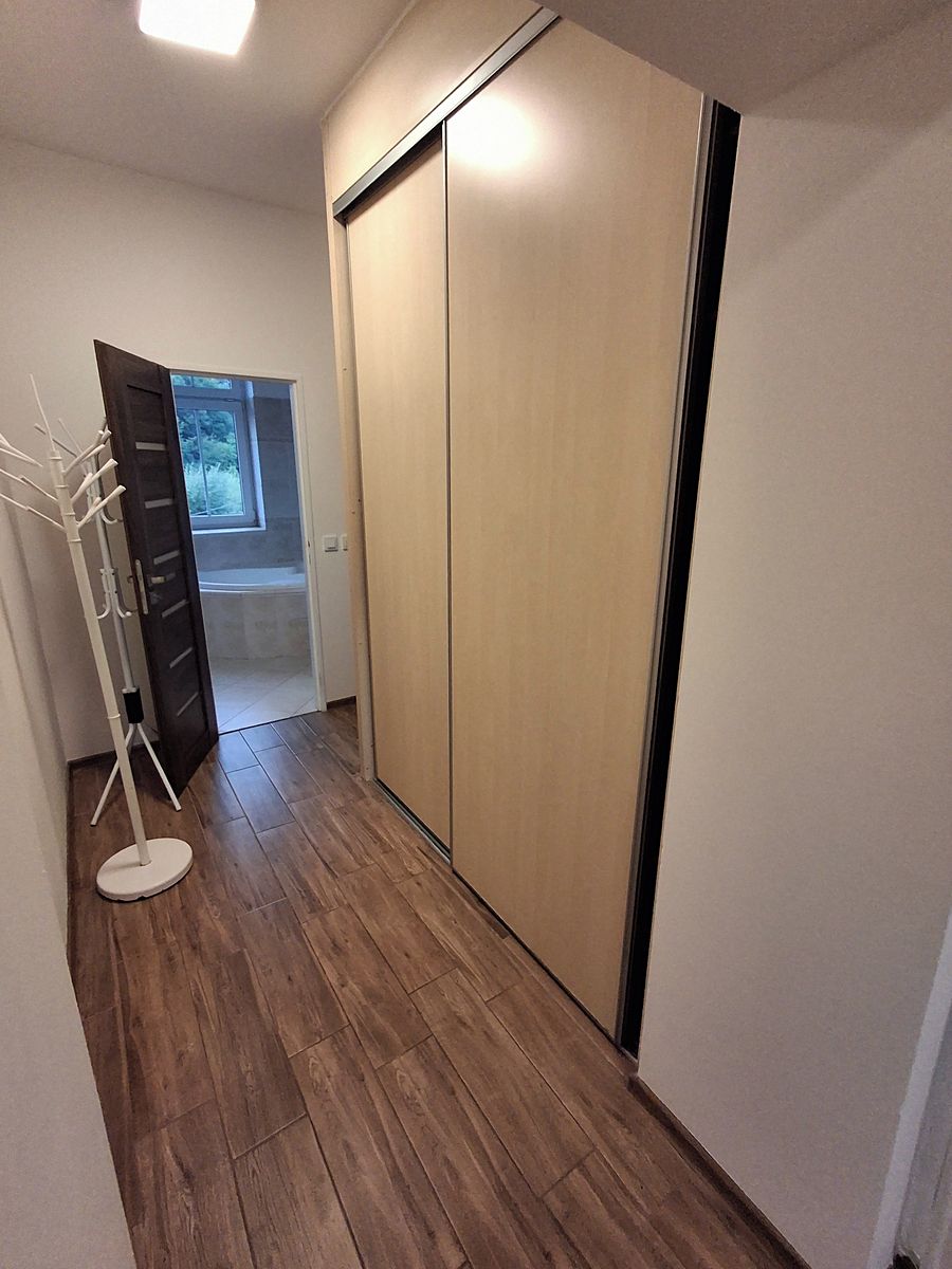 Pronájem bytu 3+1 84 m² – fotografie 2