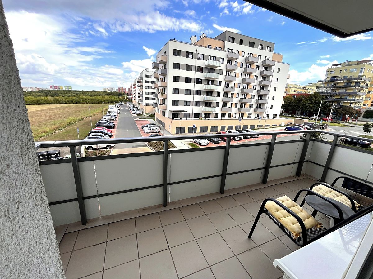 Pronájem bytu 3+kk 70 m² – fotografie 5