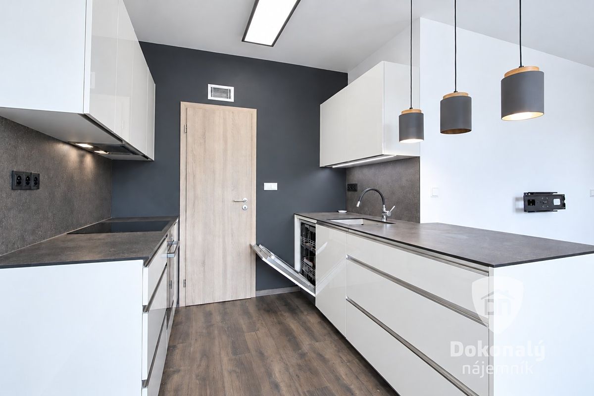 Pronájem bytu 3+kk 70 m²