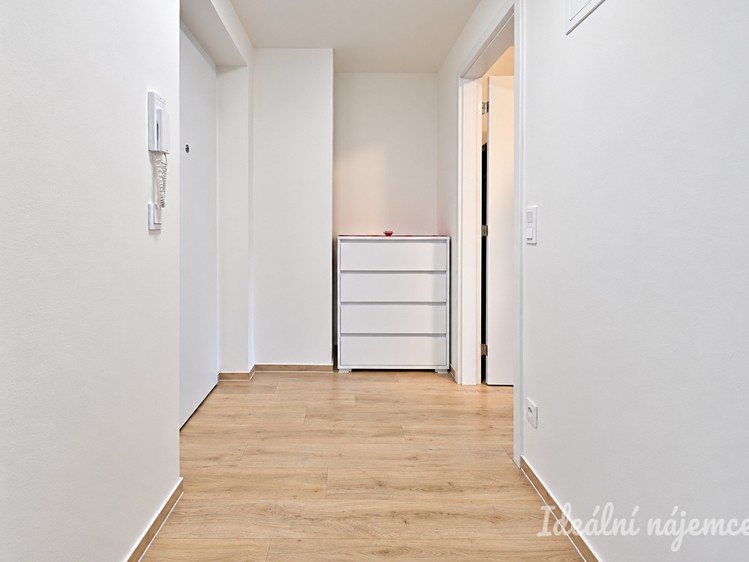 Квартира 1+kk на продаж, 34 м² (4 з 16)