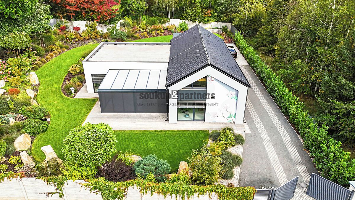 Prodej rodinného domu 145 m², pozemek 1205 m² – fotografie 3