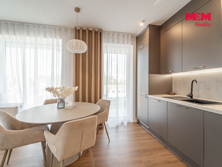 Prodej bytu 3+kk, 90 m² (6 z 30)