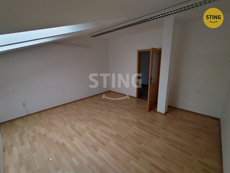Комерційне приміщення в оренду, 21 м² (14 з 23)