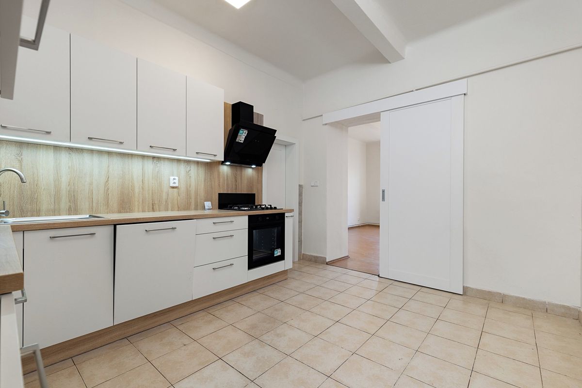 Pronájem bytu 3+1 94 m²