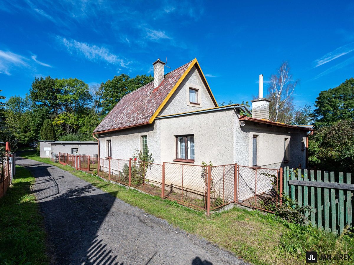 Prodej chaty 70 m², pozemek 484 m² – fotografie 2