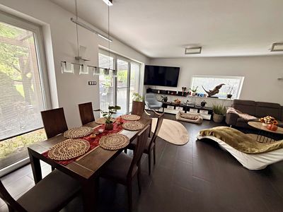 Prodej rodinného domu 230 m², pozemek 617 m²