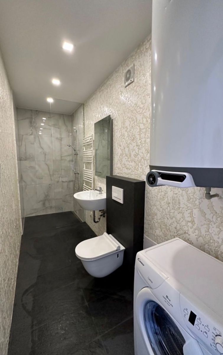 Pronájem bytu 2+kk 80 m² – fotografie 2