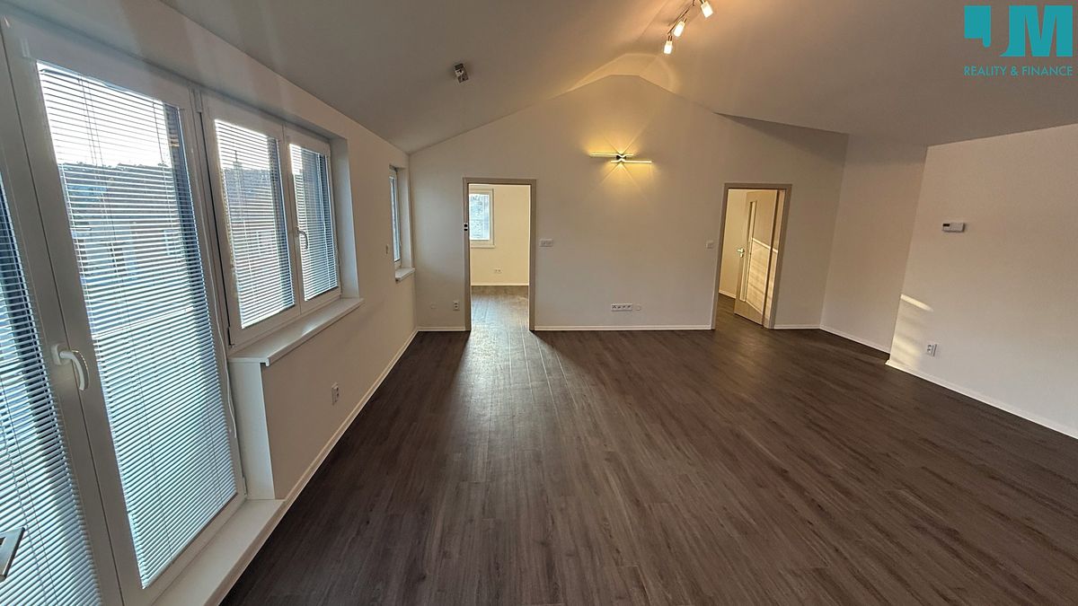 Pronájem bytu 3+kk 68 m² – fotografie 5