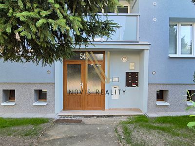 Pronájem bytu 1+1 42 m²