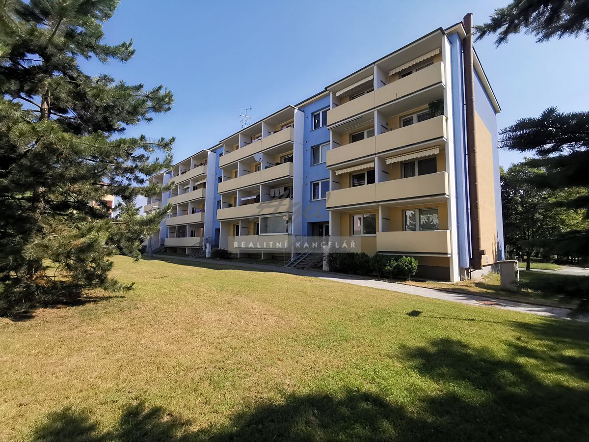 Pronájem bytu 1+1 35 m²