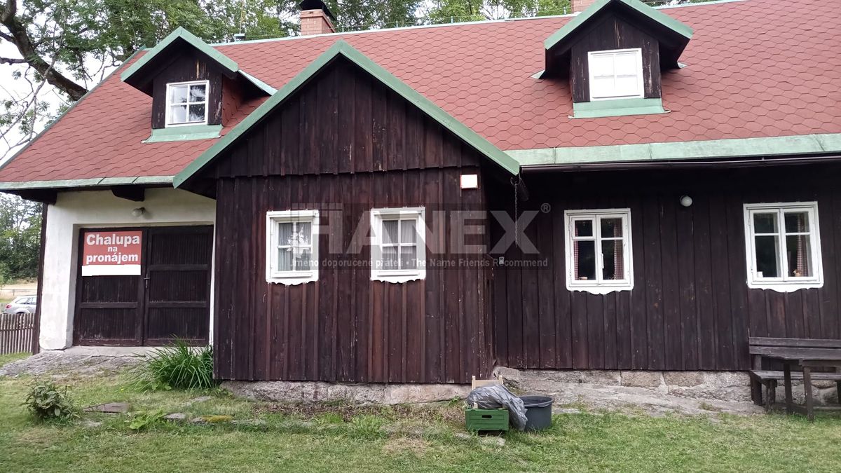 Prodej chalupy 140 m², pozemek 849 m² – fotografie 2