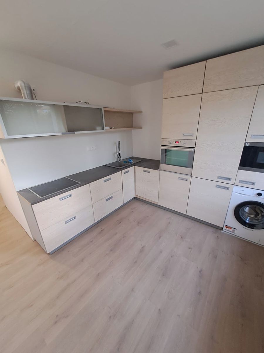 Pronájem bytu 3+1 84 m²