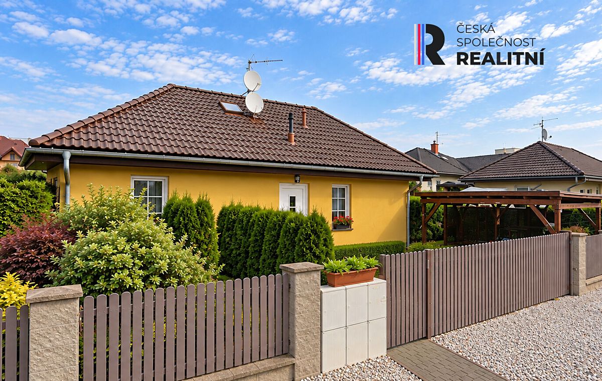 Prodej rodinného domu 108 m², pozemek 116 m² – fotografie 2