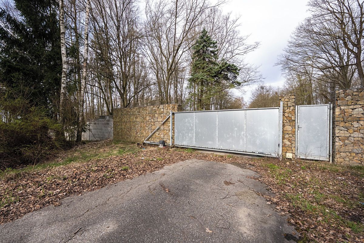Prodej skladového prostoru 2250 m² – fotografie 2
