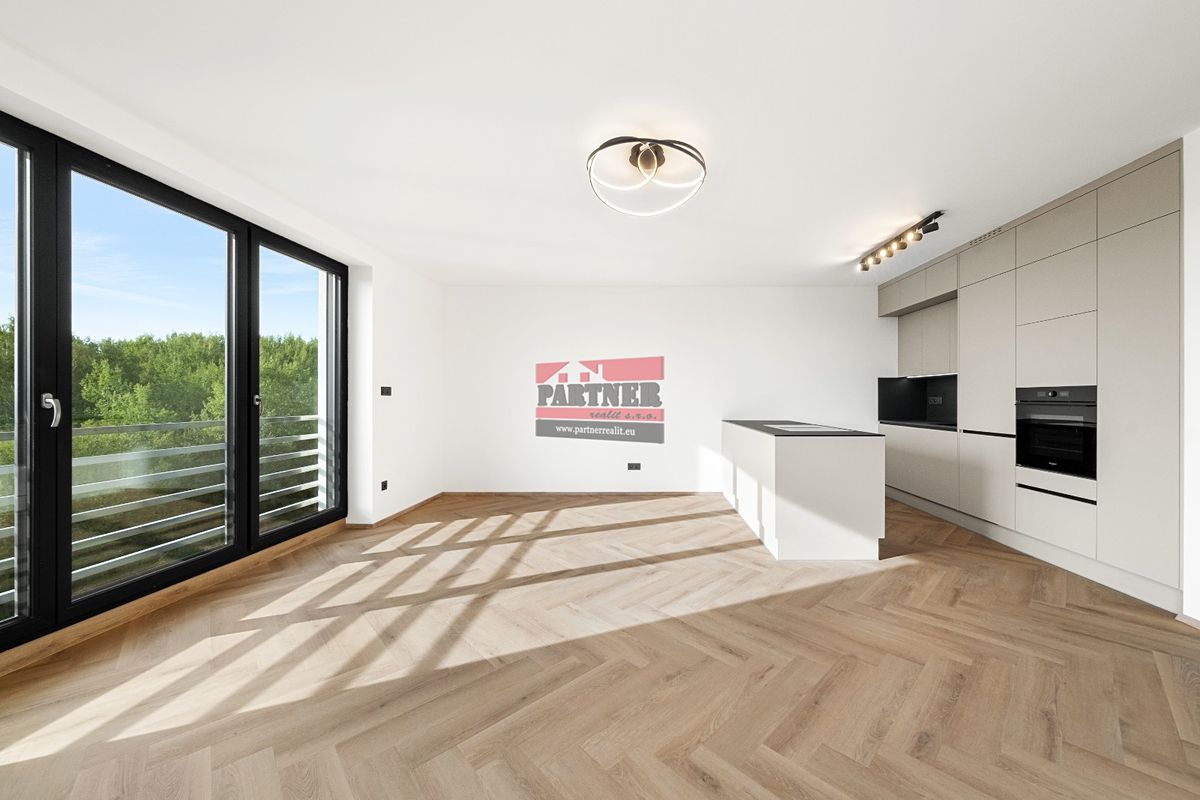 Pronájem bytu 2+kk 70 m² – fotografie 5