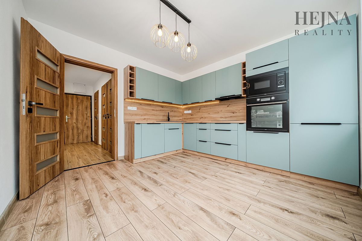 Pronájem bytu 3+1 67 m² – fotografie 3