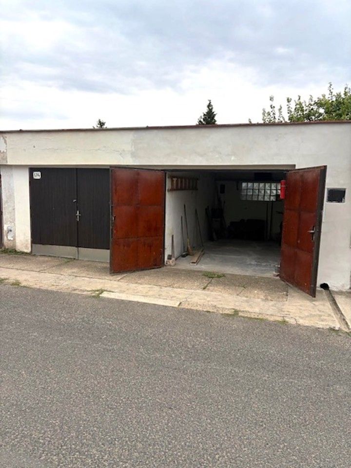 Prodej garáže 20 m² – fotografie 3