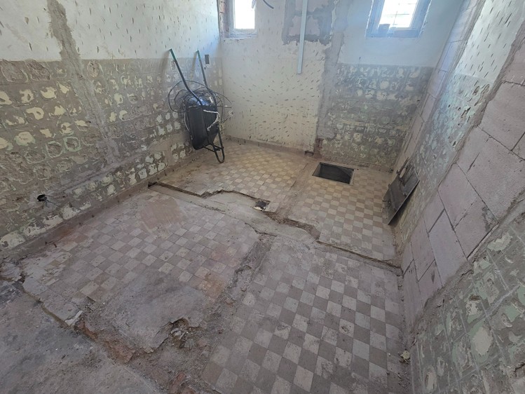Prodej komerčního prostoru, 600 m² (12 z 23)