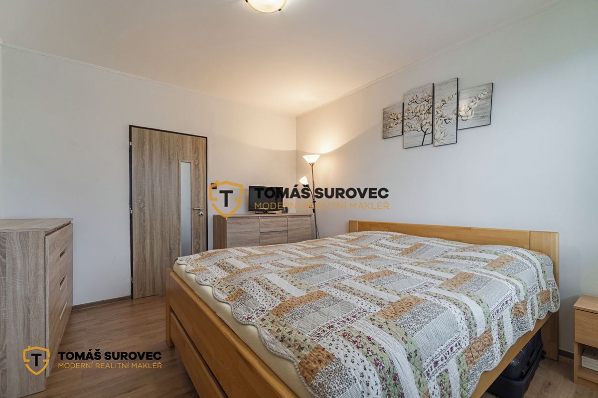 Pronájem bytu 2+1 61 m² – fotografie 3