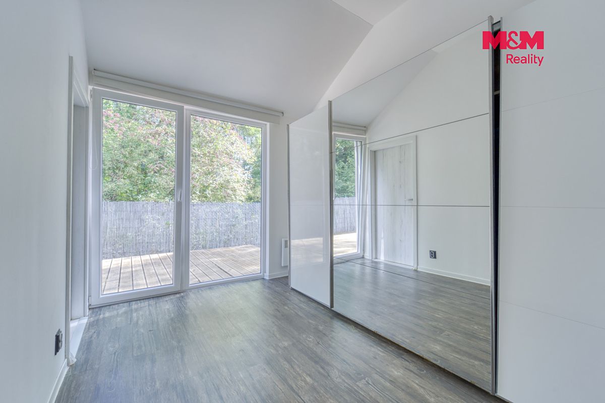 Pronájem bytu 3+kk 64 m² – fotografie 3