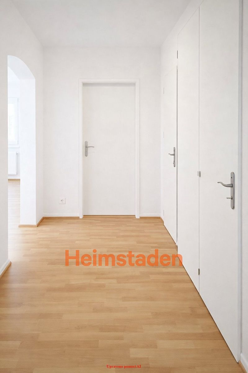 Pronájem bytu 4+kk 74 m² – fotografie 5