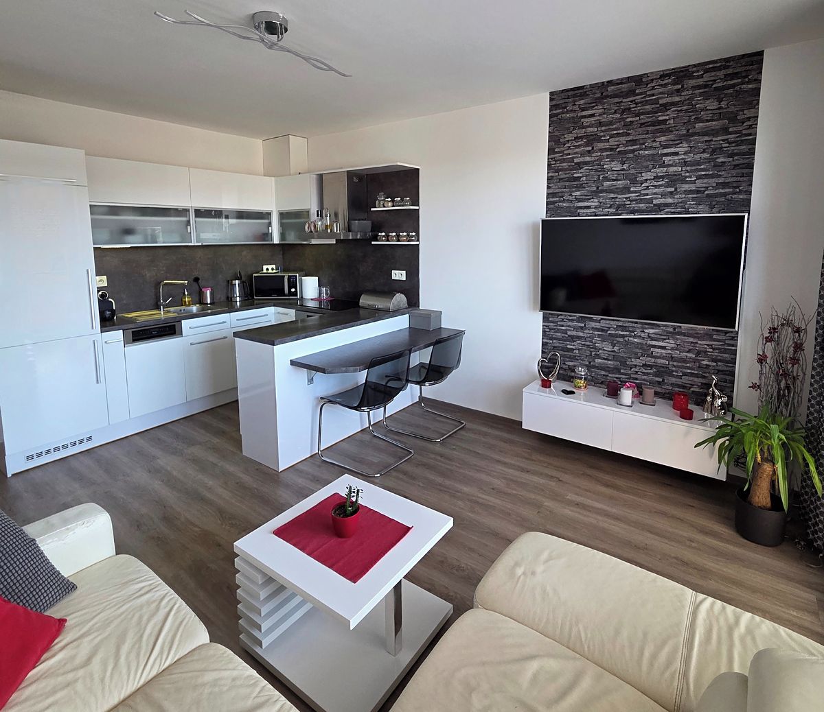 Pronájem bytu 2+kk 53 m²