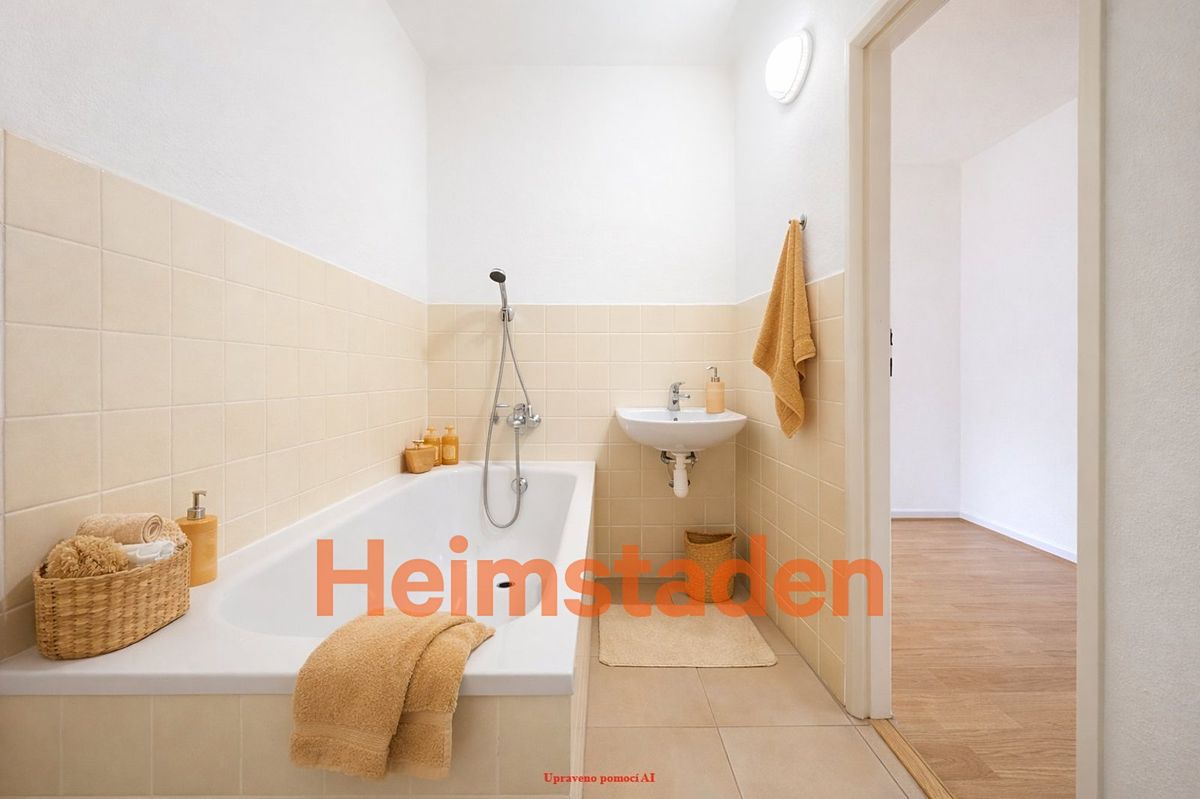 Pronájem bytu 1+1 32 m² – fotografie 3