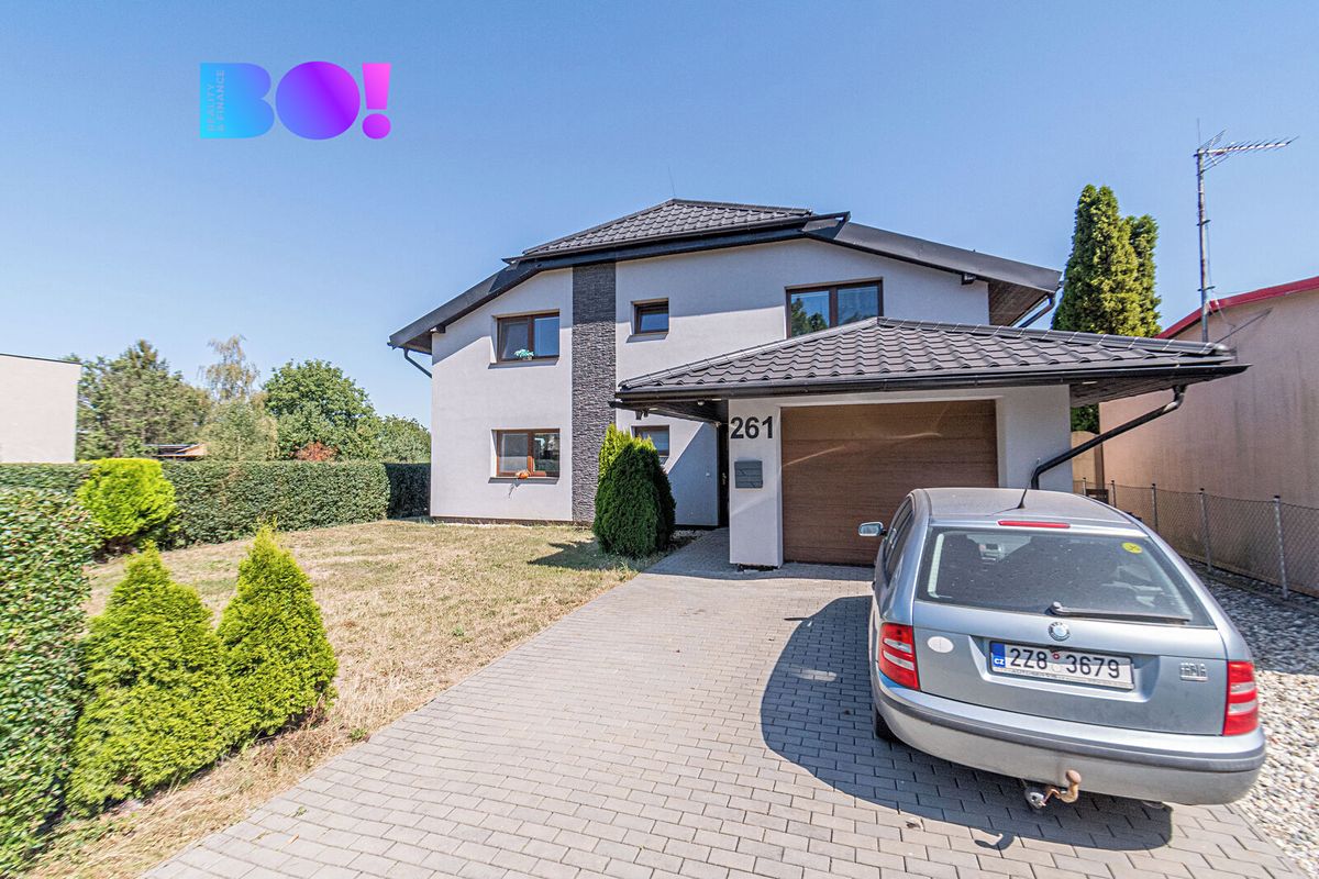 Prodej rodinného domu 235 m², pozemek 206 m², Kroměříž – fotka 1 z 3