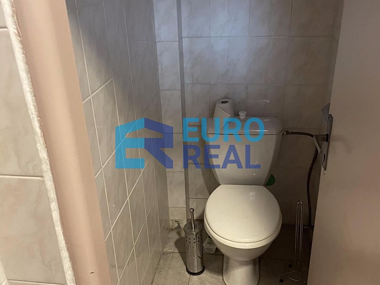 Pronájem komerčního prostoru, 25 m² (7 z 13)