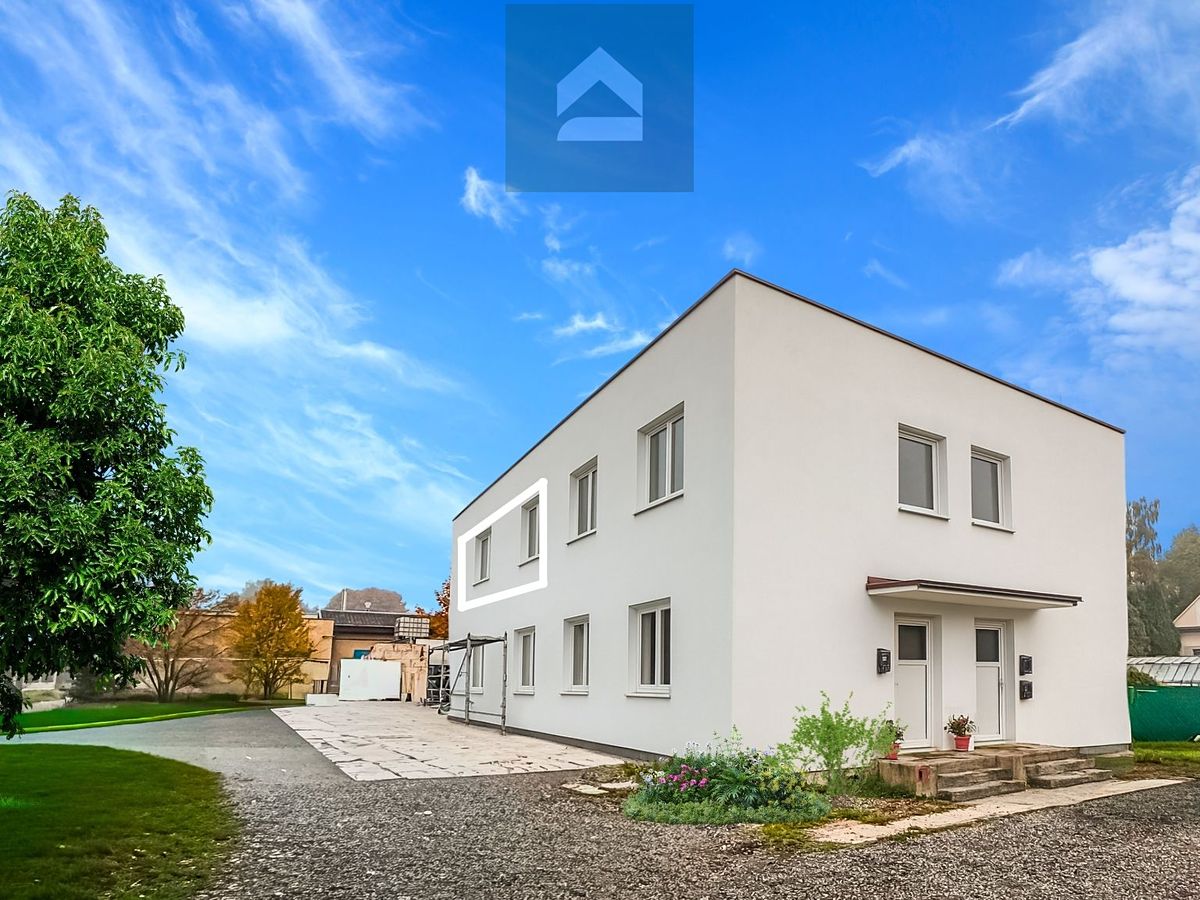 Pronájem bytu 2+kk 40 m²