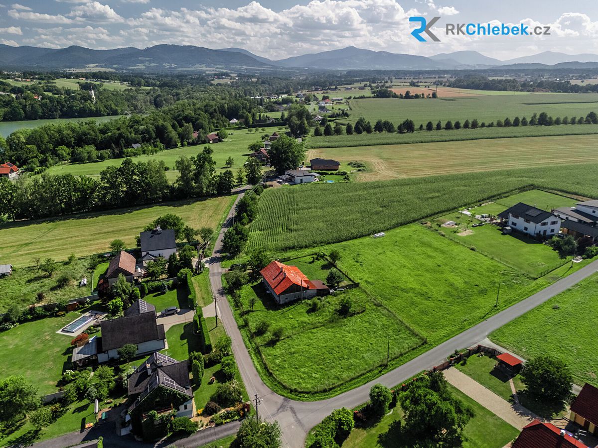 Prodej stavebního pozemku 2139 m² – fotografie 3