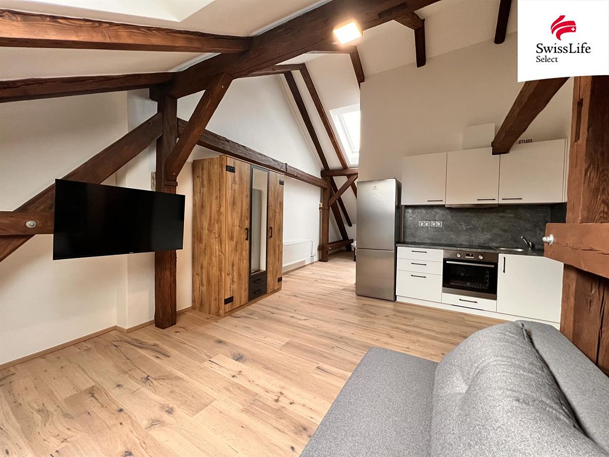 Pronájem bytu 2+kk 69 m² – fotografie 2